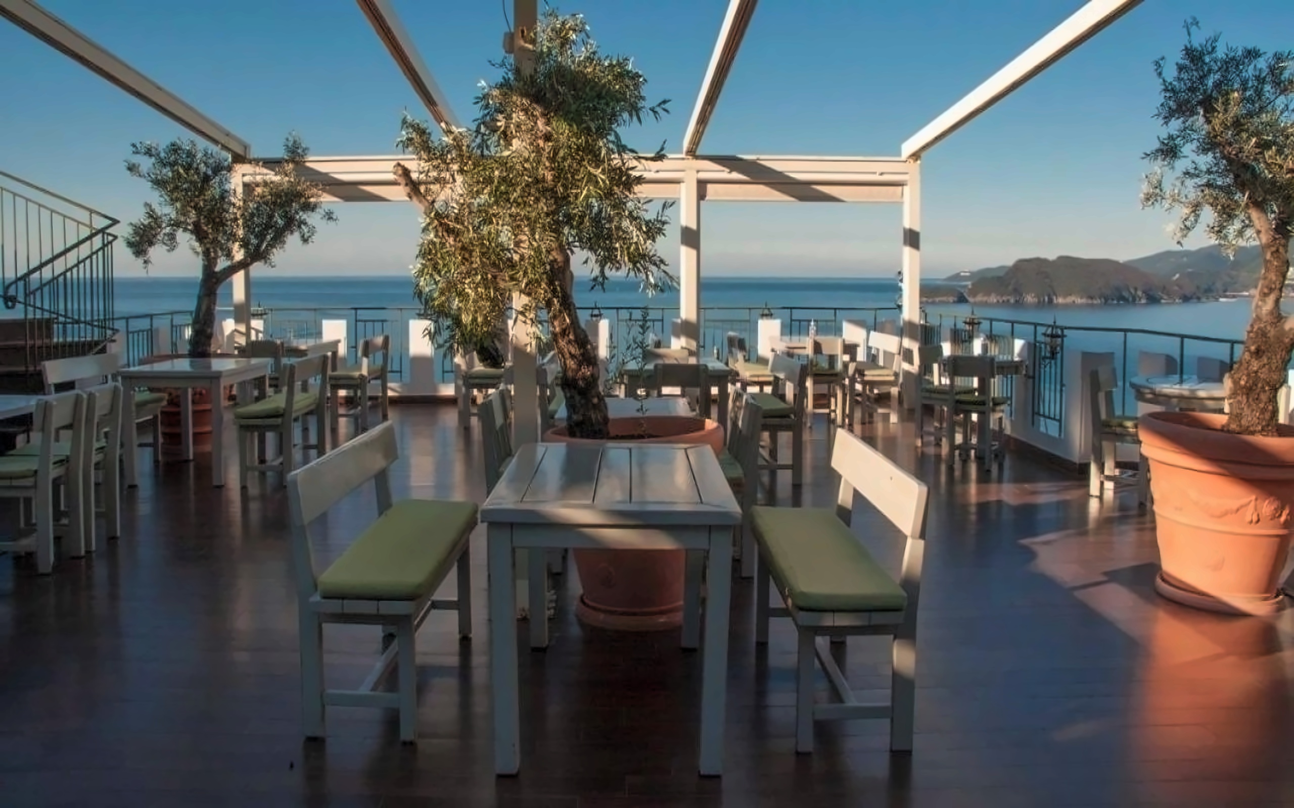 Adrovic Small Hotel Sveti Stefan Montenegro photo, price for the