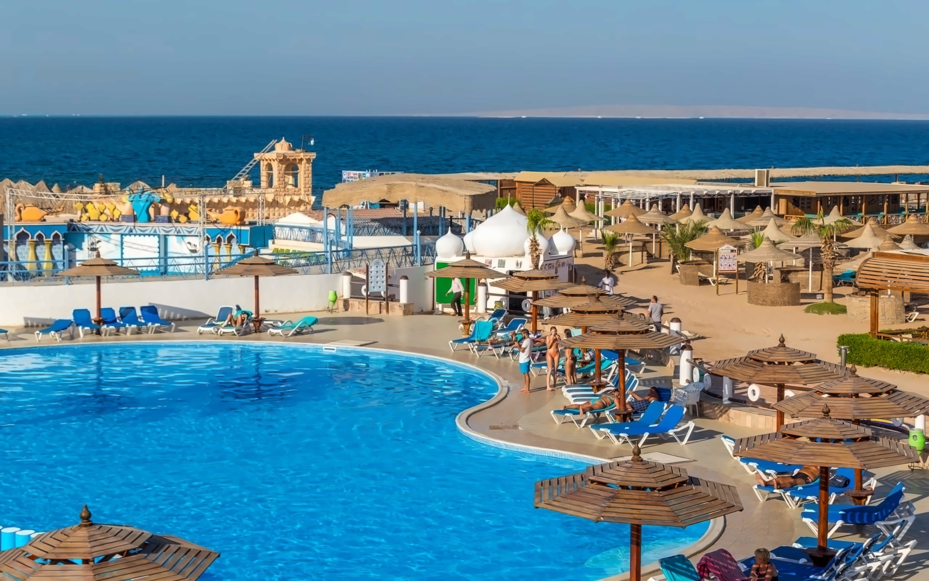 Серри хургада. Алладин Бич Резорт отель Хургада. Aladdin Beach Resort 4 Египет Хургада. Египет отель алладин Бич Резорт. Алладин Египет Хургада.