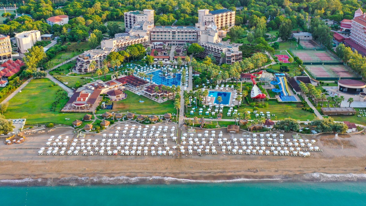 Crystal Tat Beach Golf Resort & Spa 5*