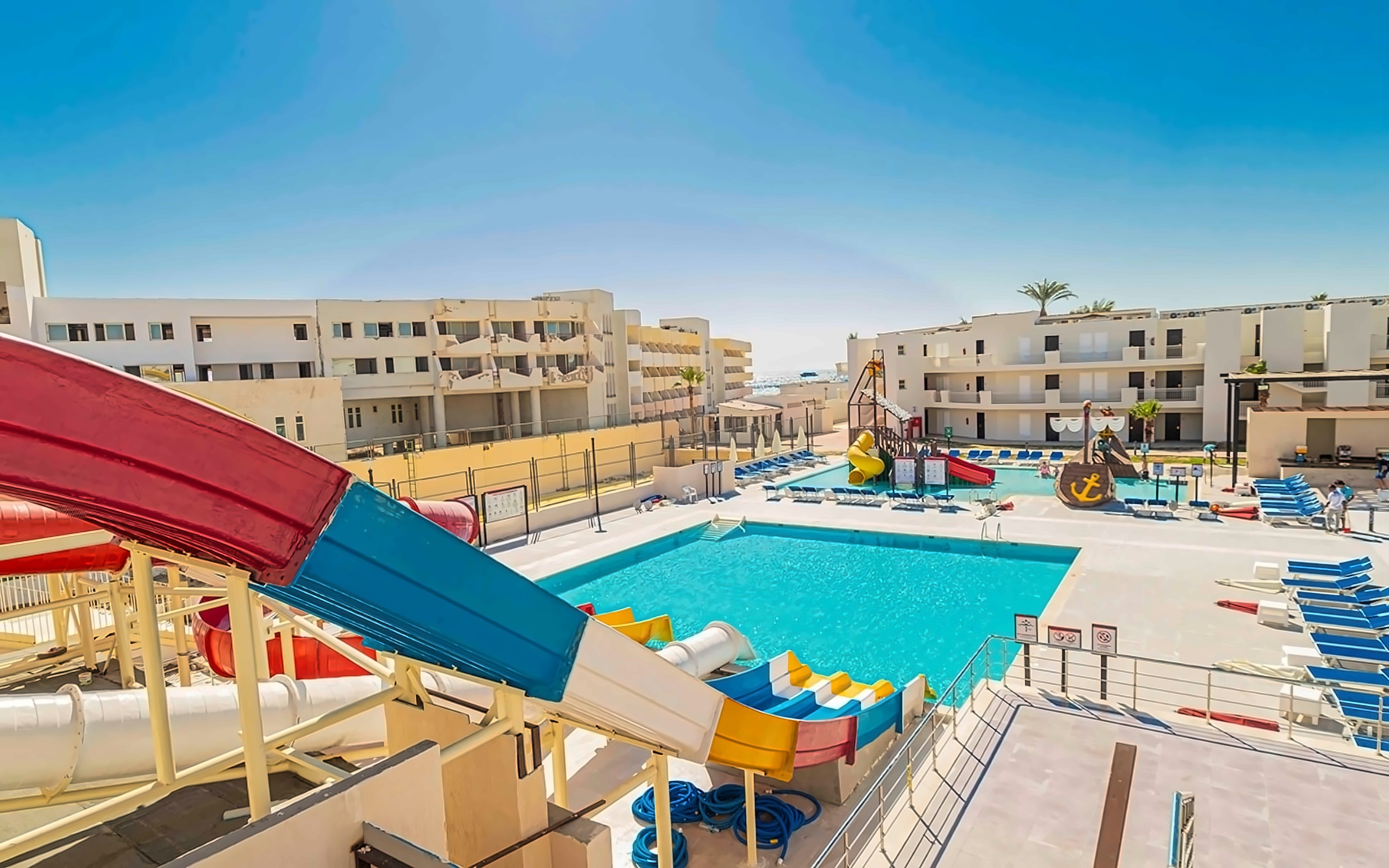 Grand Blue Saint Maria Aqua Park