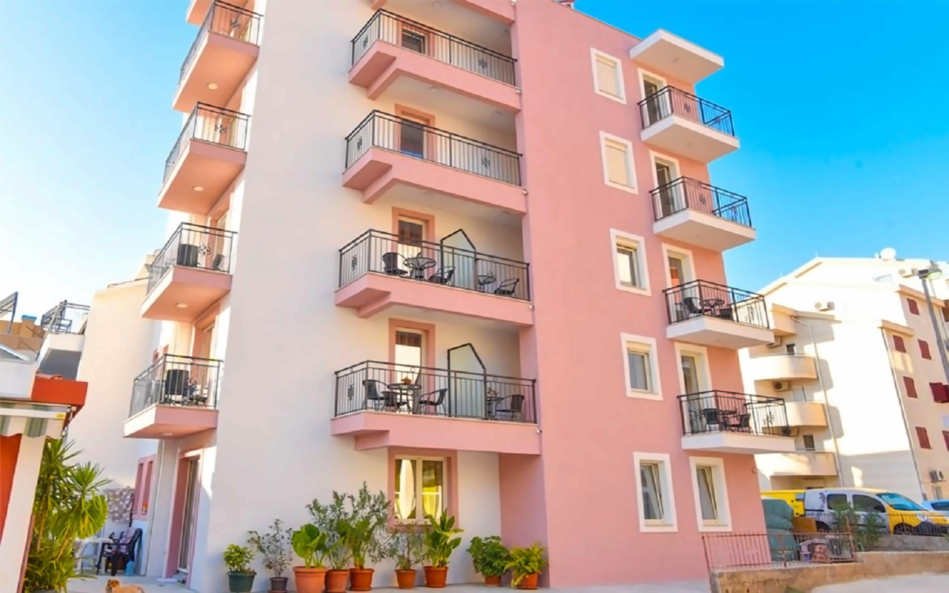 Apartments Ines Budva Montenegro photo, price for the vacation from