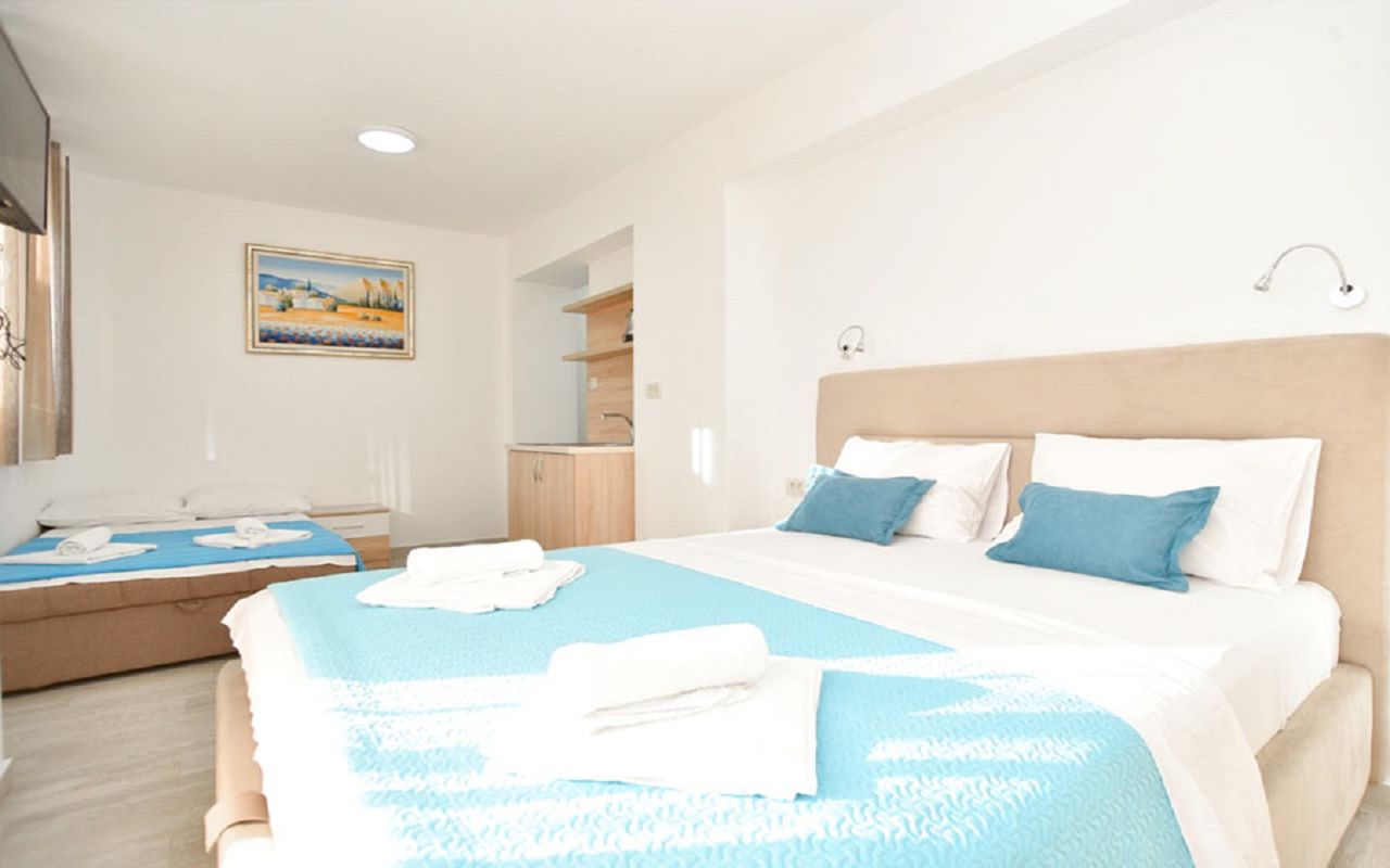 Apartments Ines Budva Montenegro photo, price for the vacation from