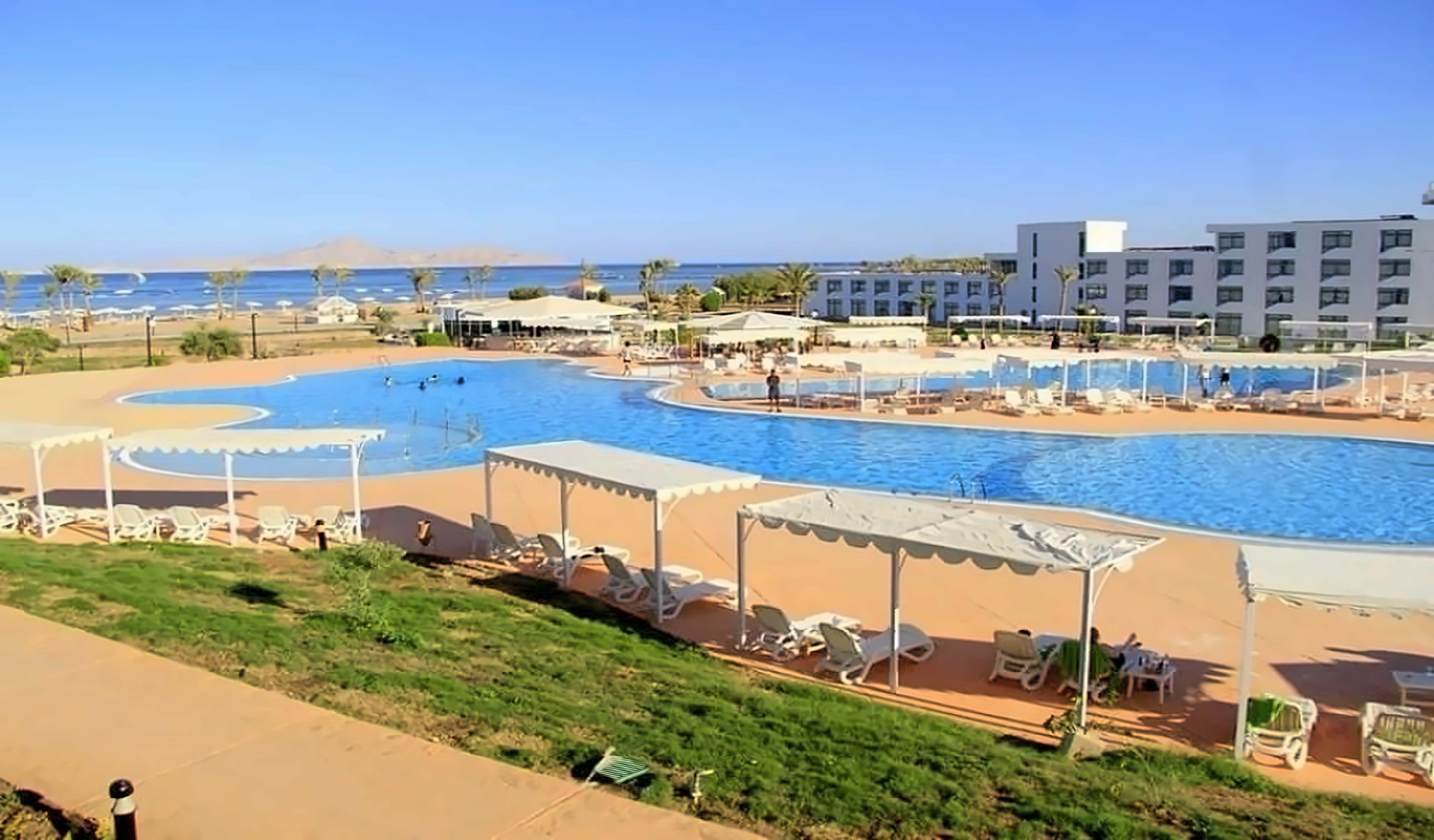 Raouf hotels international star hotel