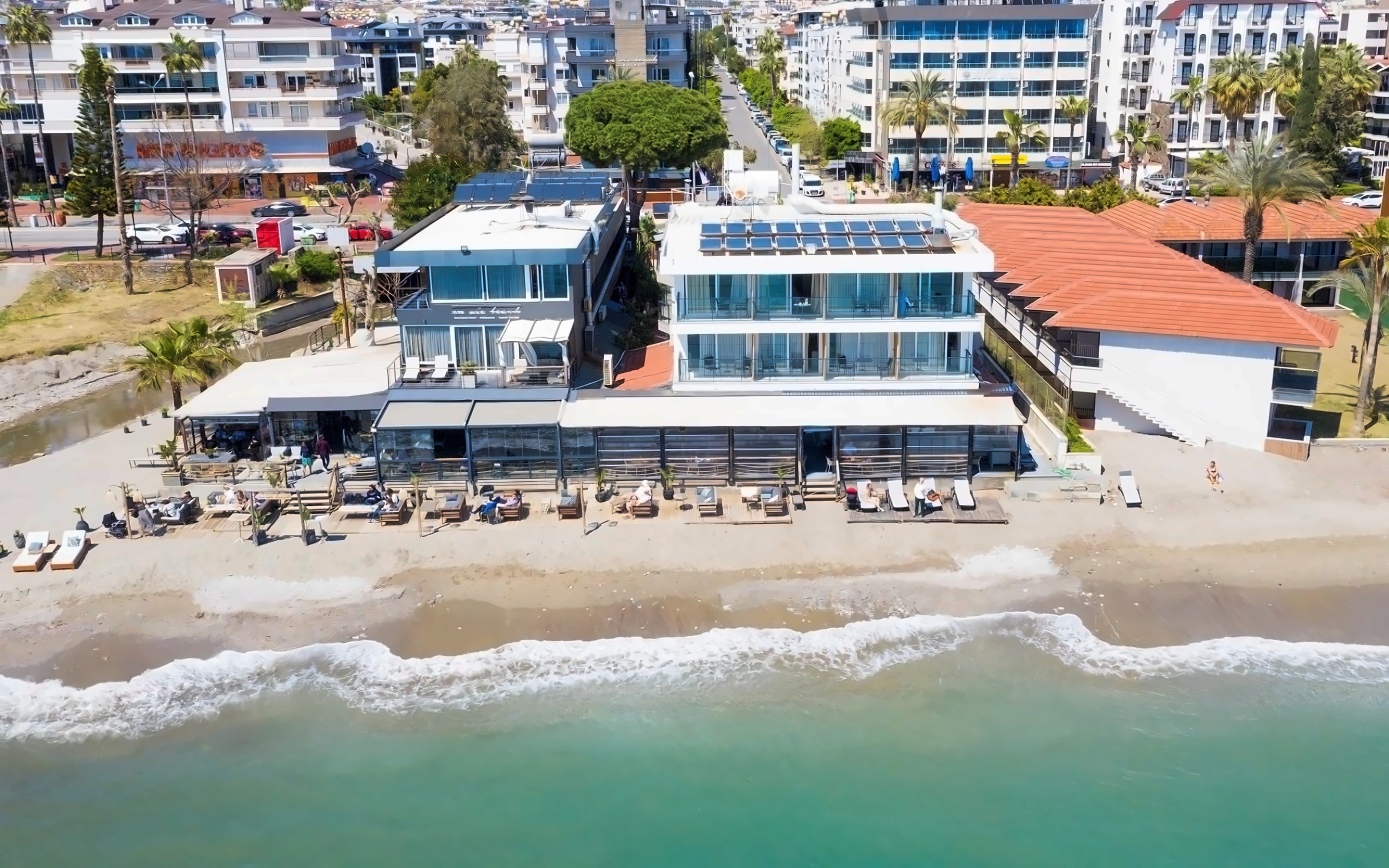 Sun Hotel By En Vie Beach 3*