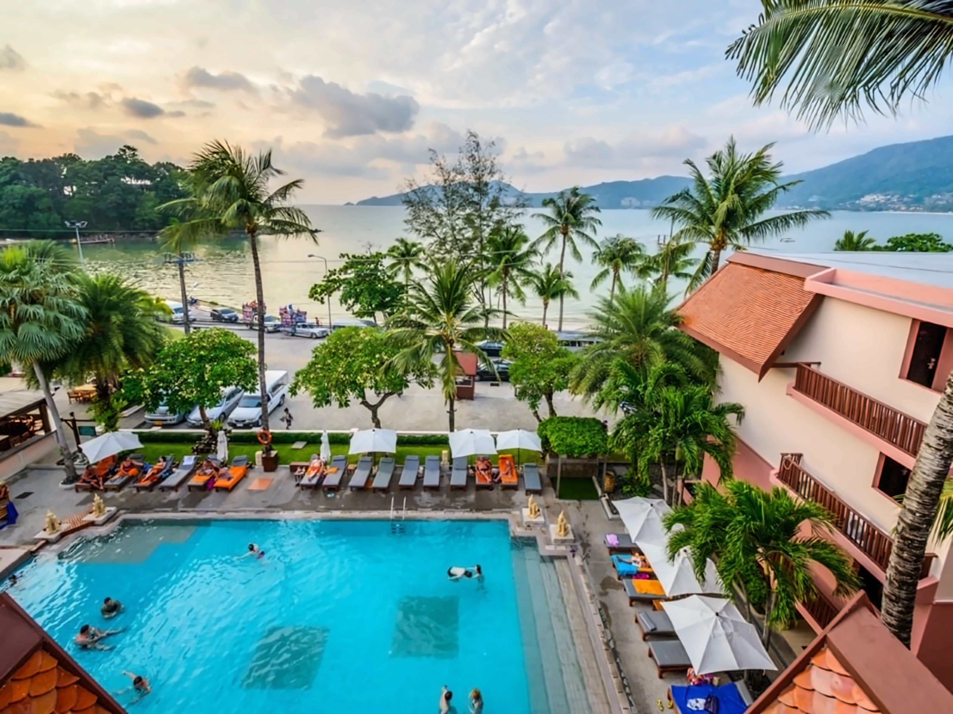 Seaview patong hotel